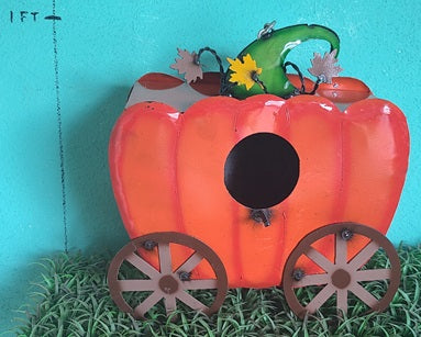 Pumpkin Wagon Birdhouse